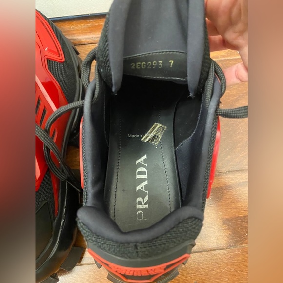 Prada cloudburst, red, good condition (8/10)(size 42 EU/ Size 9 US) - Picture 4 of 6
